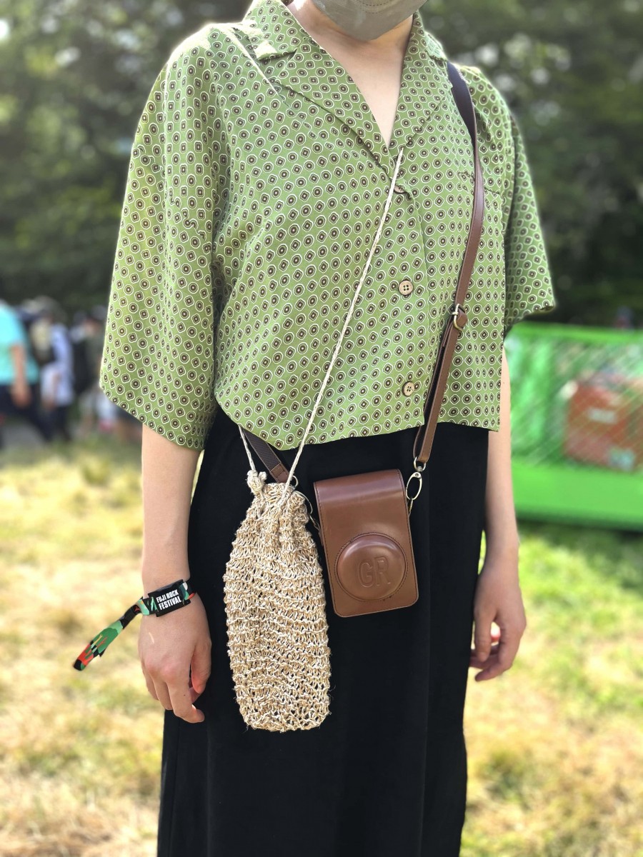 フジロック・フェスティバルでスタイルハント! vol.5 〈KEEN〉とシンプル×ヘルシーな肌見せスタイル - Slide:1