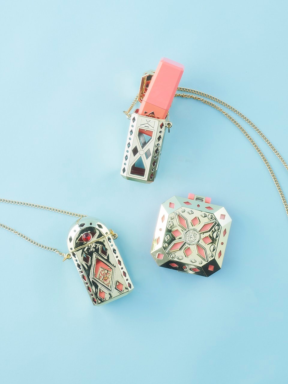 『セーラームーン』や『魔法使いサリー』。魔女っこアニメの”変身グッズ”にいつだって心がときめく 80〜90’s編 - Slide:3