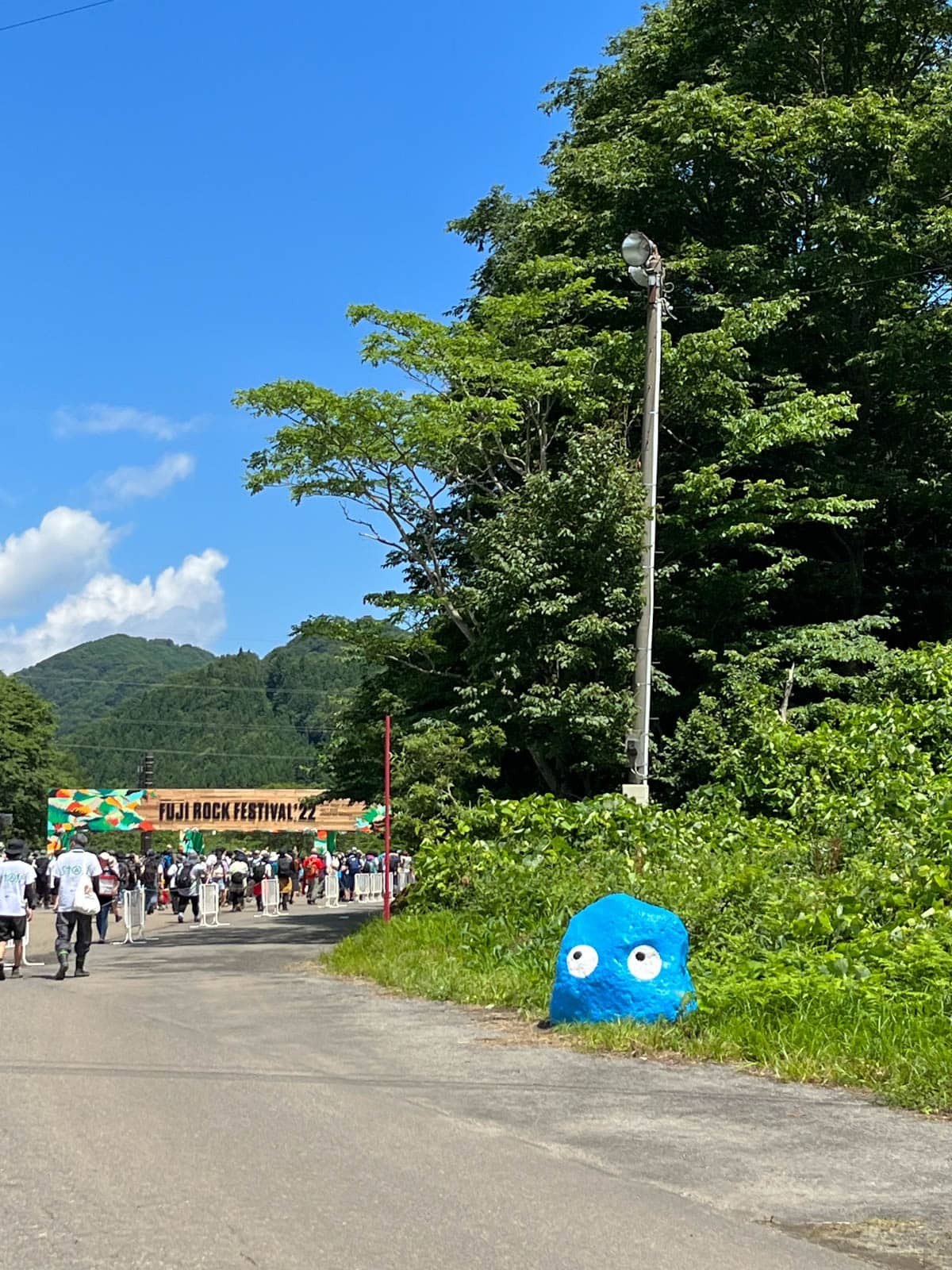 フジロック・フェスティバルでスタイルハント！vol.1 メッシュ素材＆ベストが新定番に？ - Slide:1