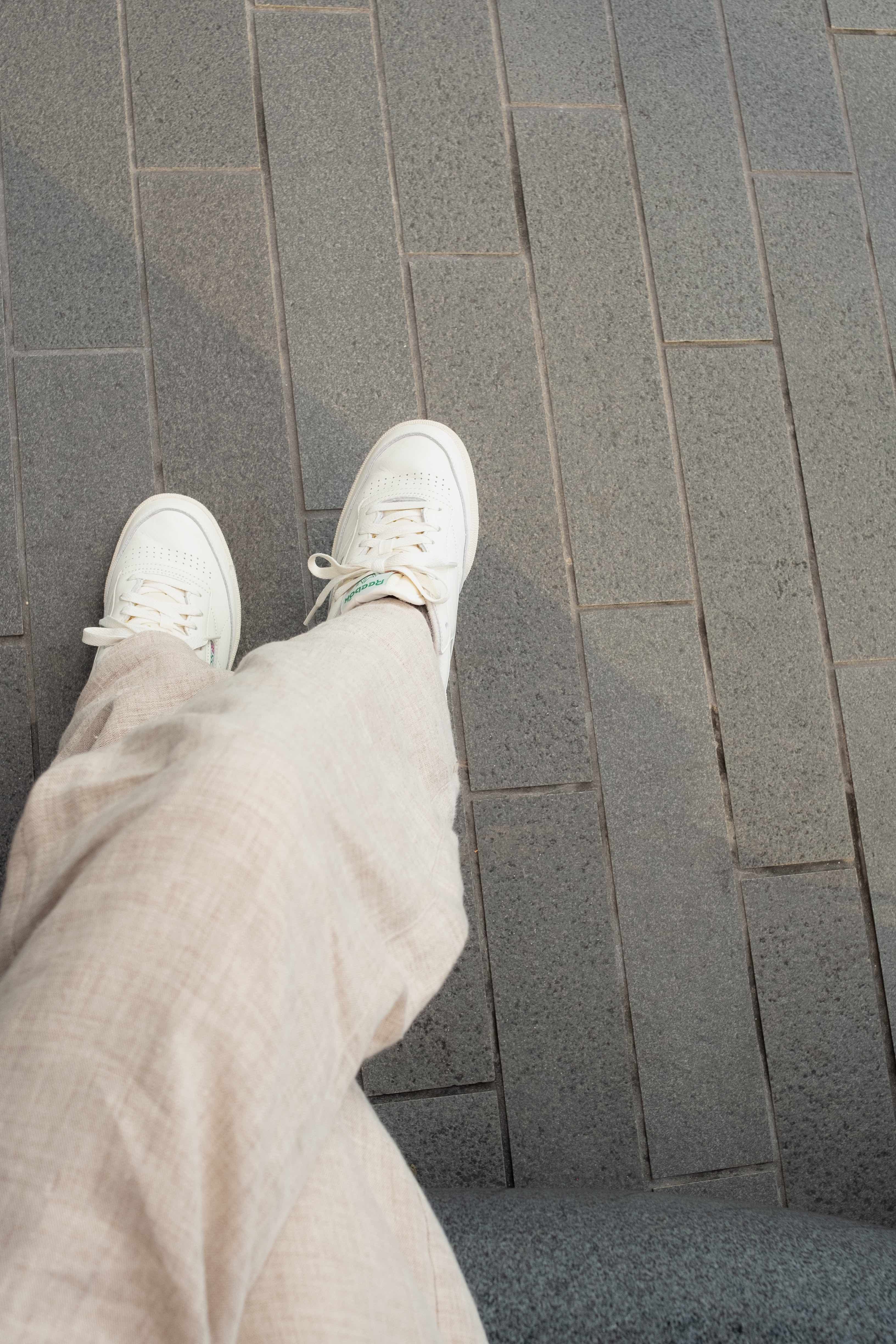 リーボック - Slide:2