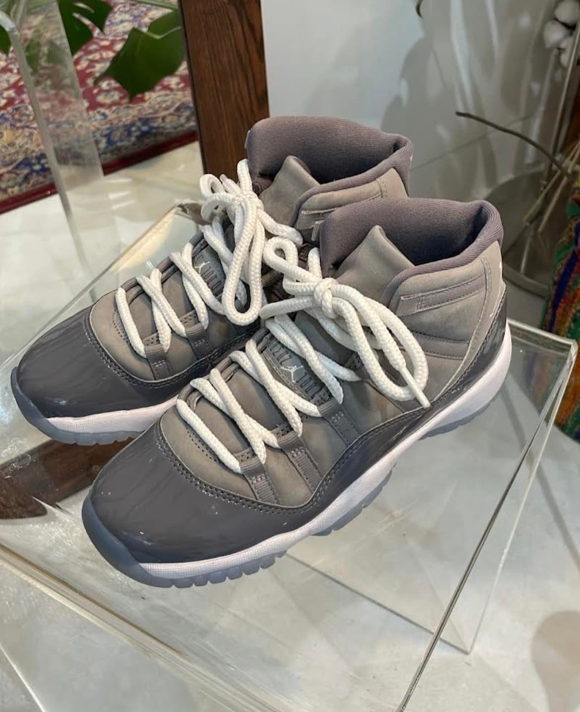 airjordan11 - Slide:1