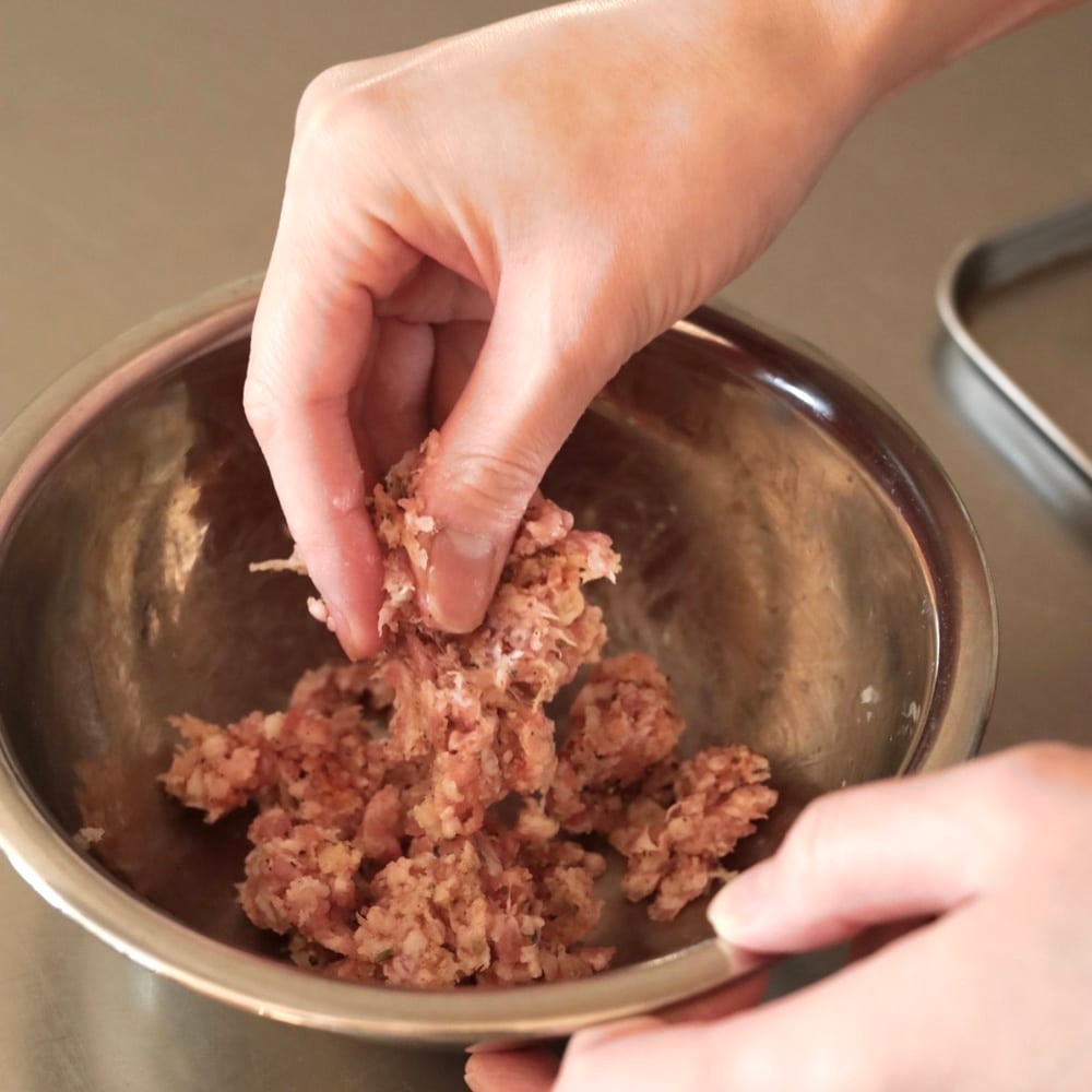 となりの5分メシ vol.88 蓮根サルシッチャのクロスティーニ - Slide:2