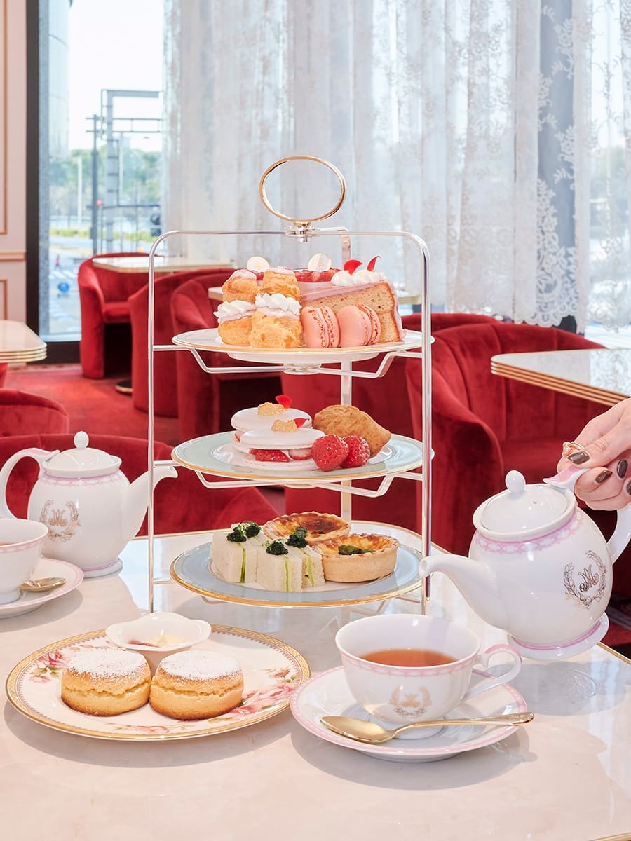 ル サロン ド ニナス 日比谷　マリーアントワネット　ヴェルサイユ宮殿