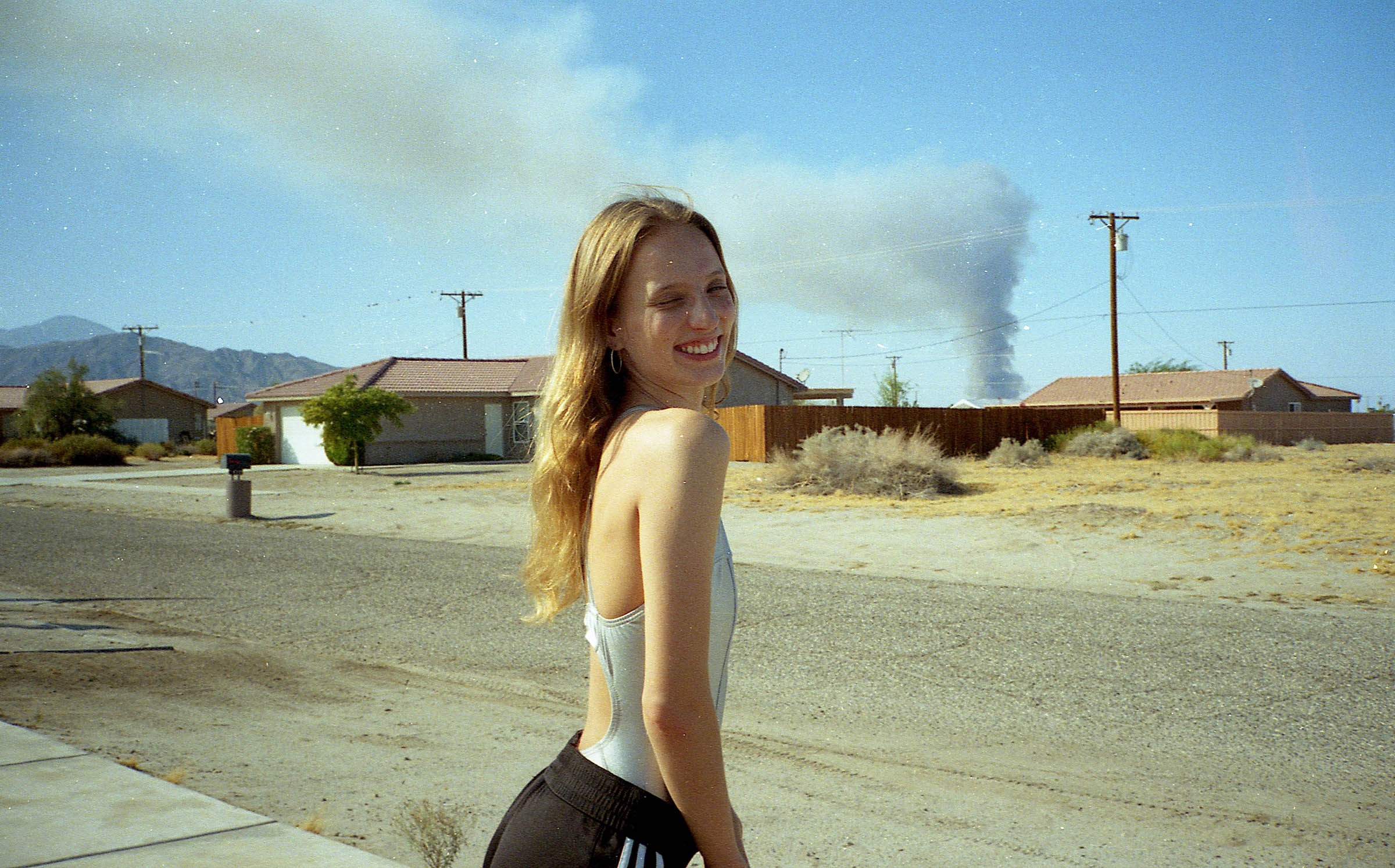 ペトラ・コリンズにインタビュー。10代の自分がいつも隣に