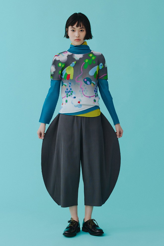 me ISSEY MIYAKE〉今月のあなたを彩るストレッチプリーツは？vol.03 