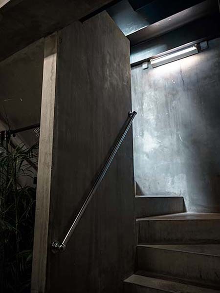 夜カフェも楽しいムーディカフェ2軒 黒白カフェが増えていた② NOTE COFFEE - Slide:3