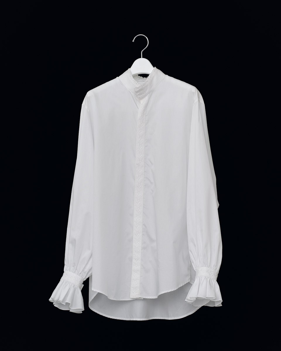 ベーシックな白シャツの静かな革命 - Slide:3