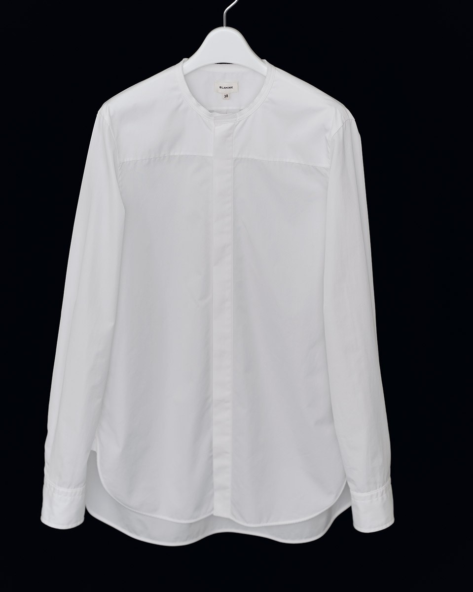 ベーシックな白シャツの静かな革命 - Slide:2