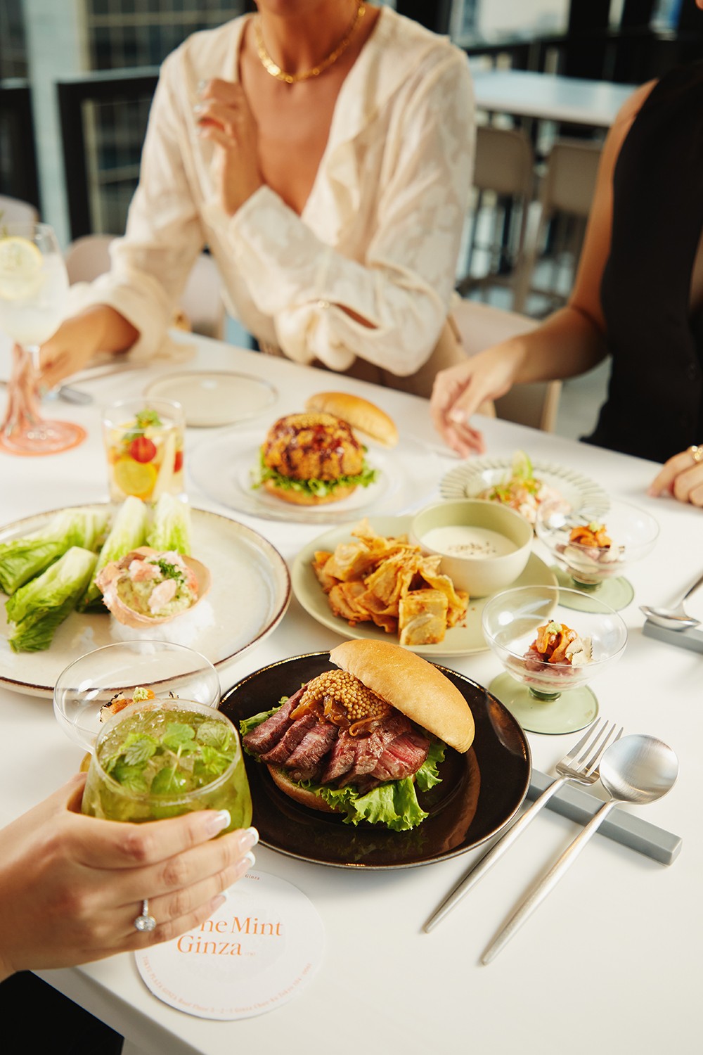 東急プラザ銀座, THE MINT GINZA - Slide:6