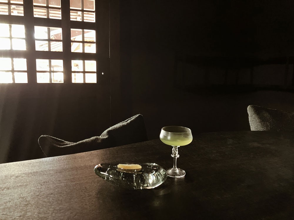 〈居雨／KYO〉の幻想的なティー体験