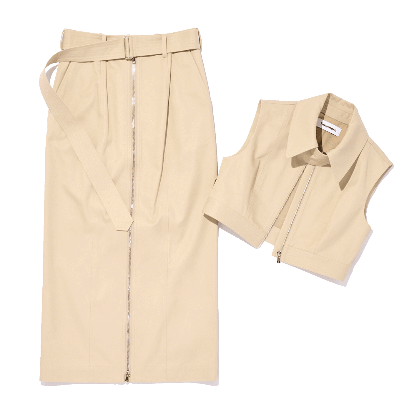 ベスト ¥73,700、スカート ¥84,700（共にタケマル）