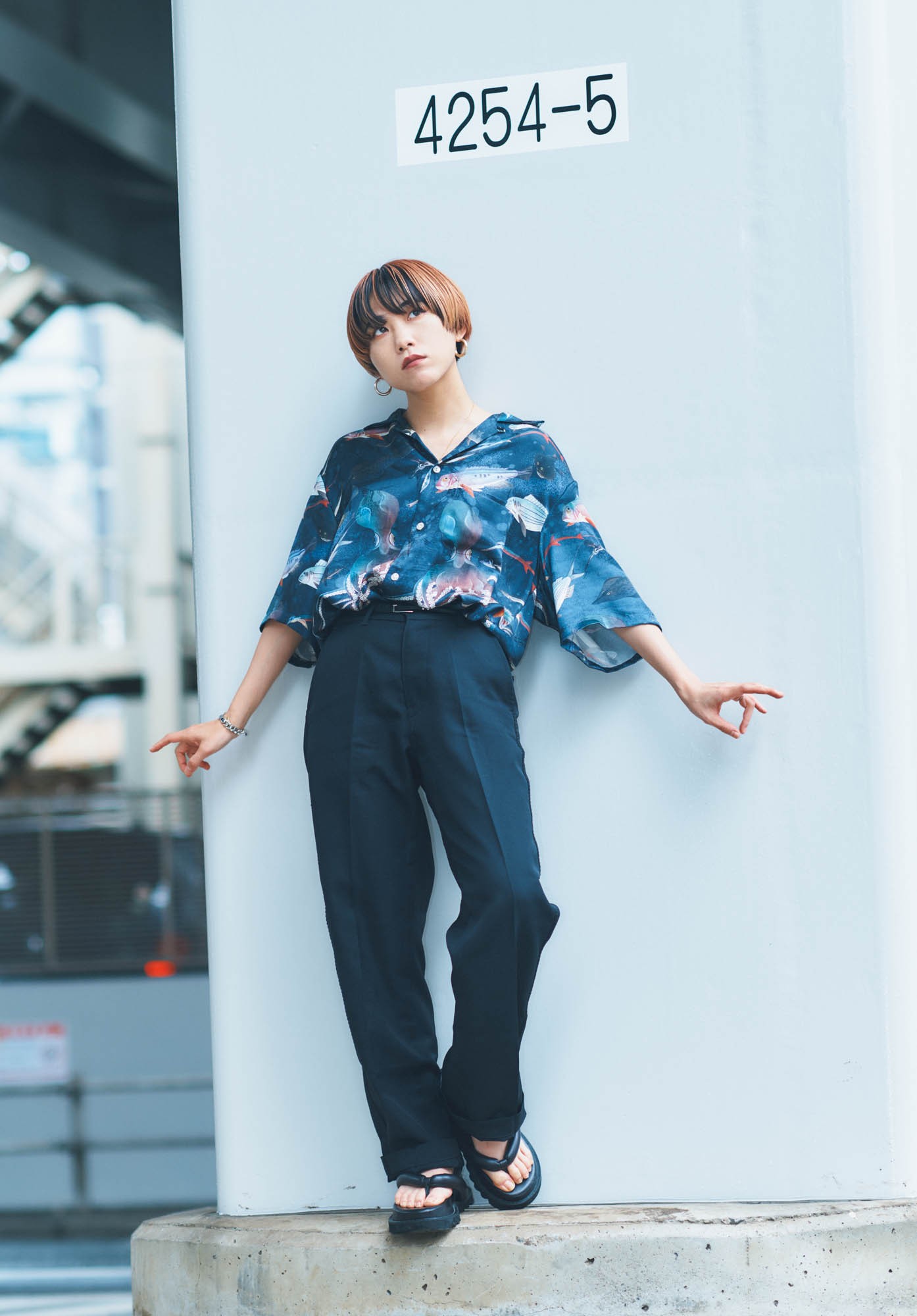 ダンサー yurinasiaのメンズ服の取り入れ方