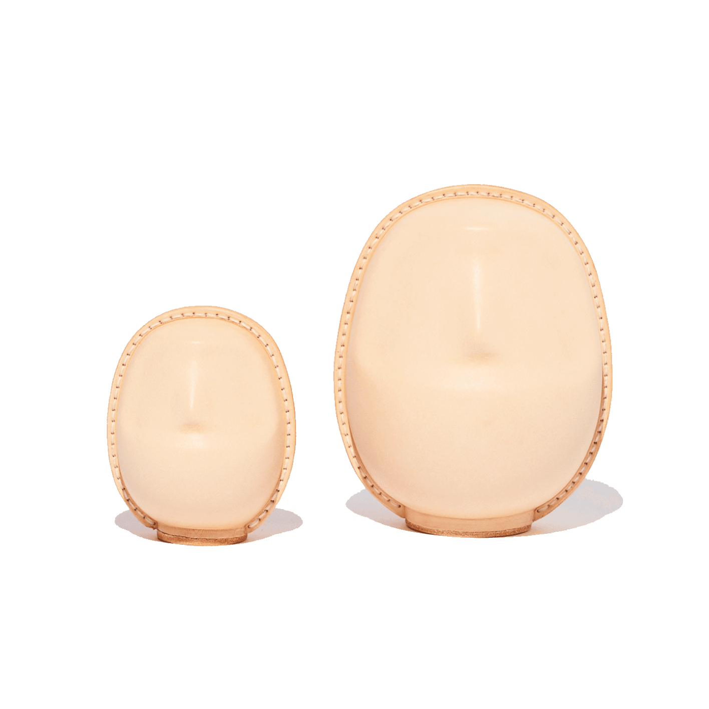 ダルマ 小￥36,300、大￥52,800（共にエンダースキーマ｜スキマ 恵比寿） 03-6447-7448 