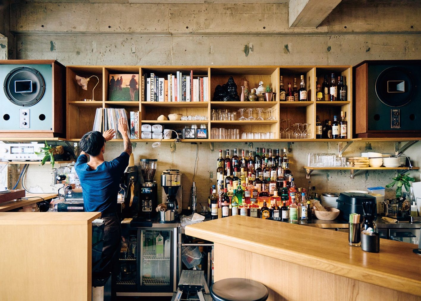 レコードが身近になる、池尻大橋の新リスニングバー nova - Slide:1