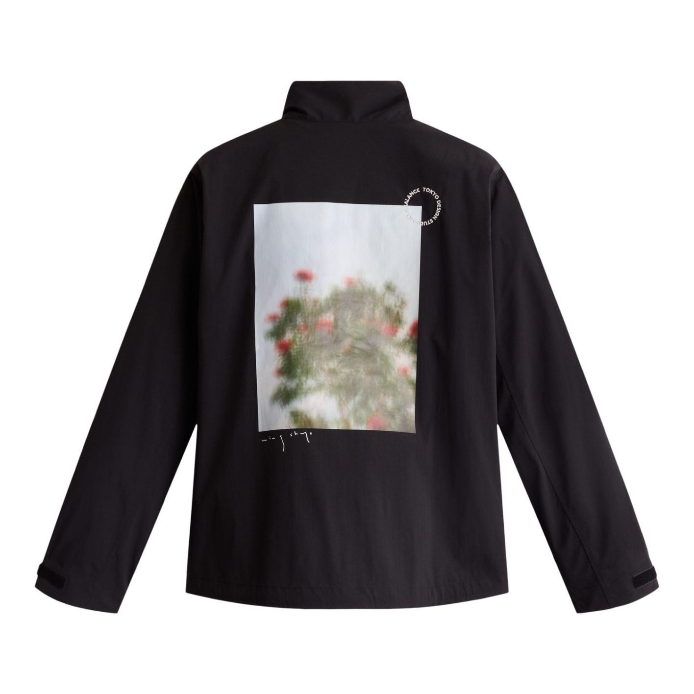 東京デザインスタジオニューバランス, TDSニューバランス - Slide:2