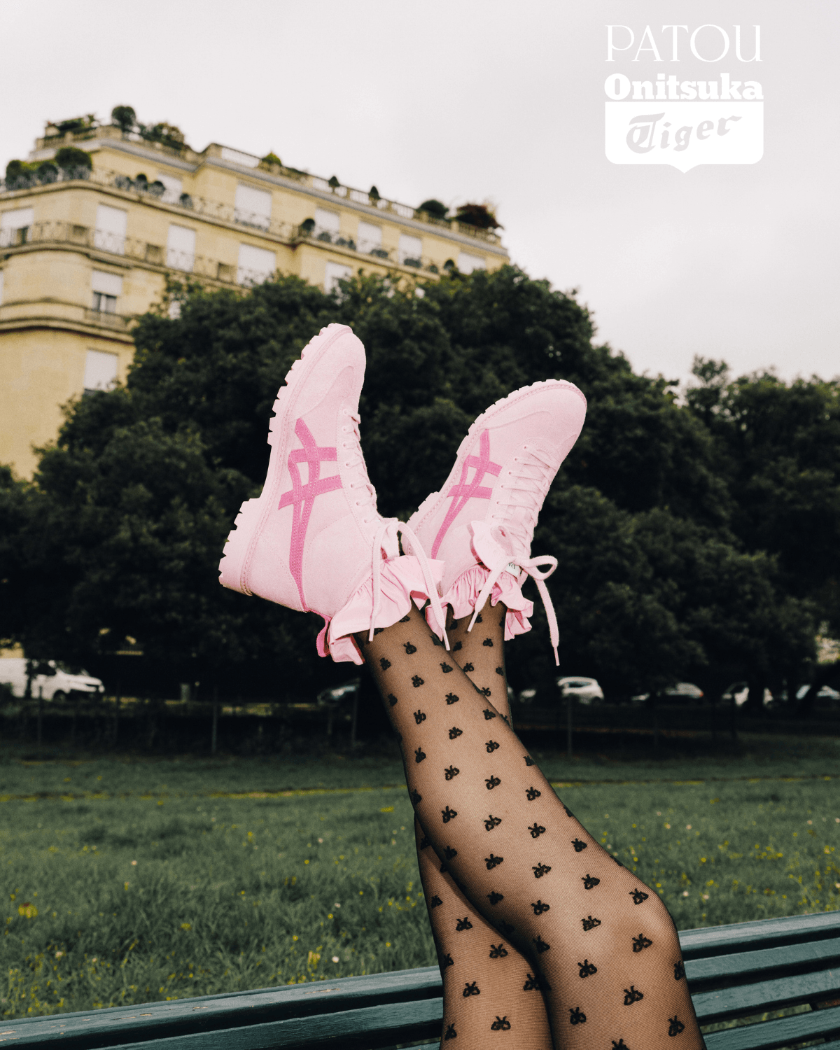 オニツカタイガー〉と〈パトゥ〉のエッセンスが融合 | 【GINZA】東京