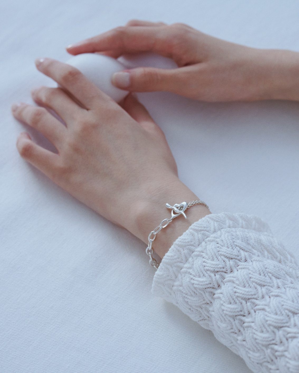 01. blanche - Slide:5