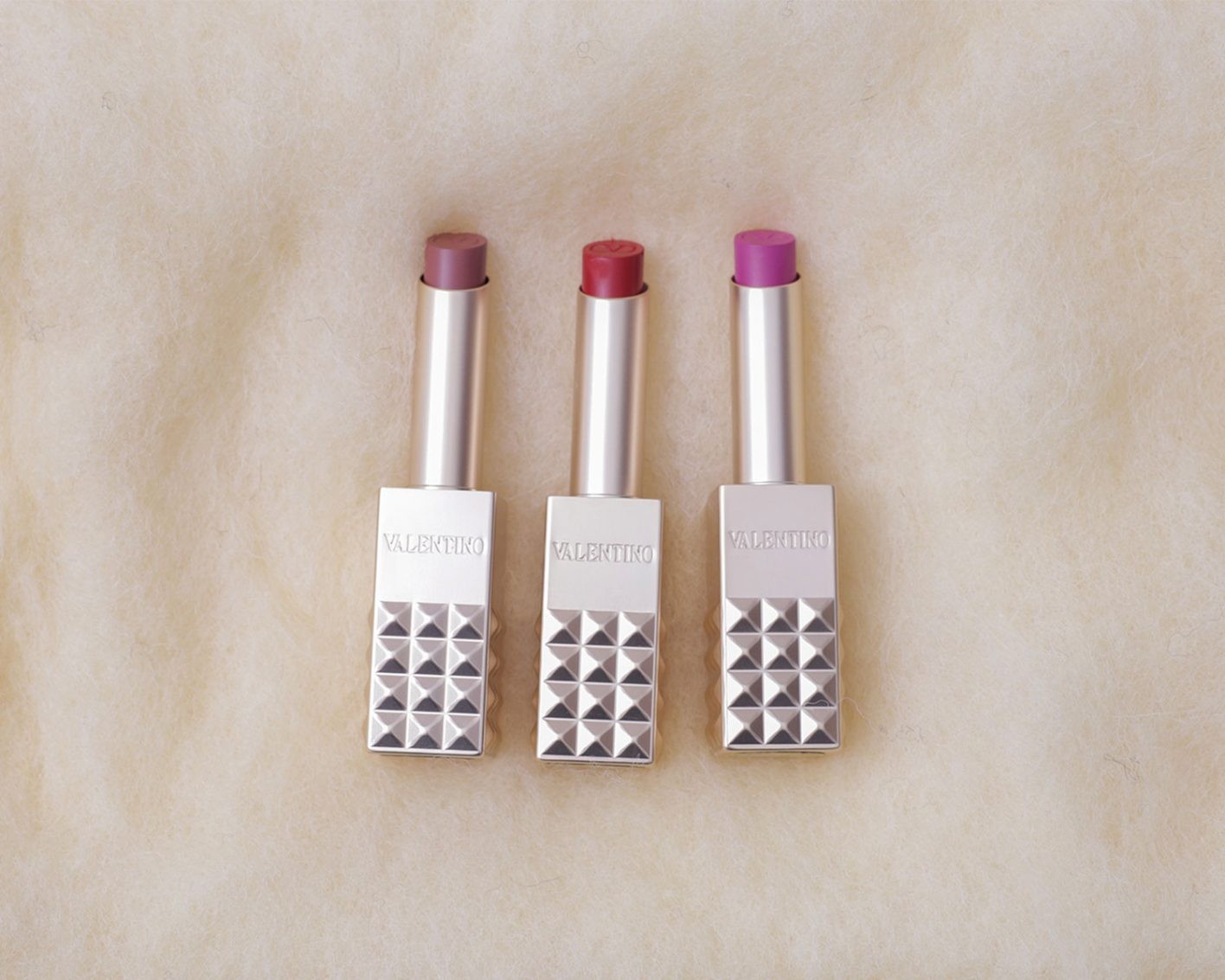 クリスマスギフトにもおすすめ〈VALENTINO BEAUTY〉のリップetc.