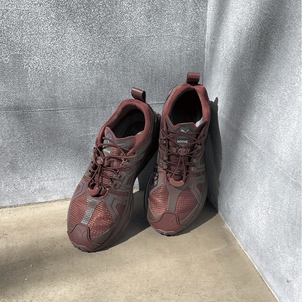 スニーカー愛が止まらない! Vol.74 嶋﨑由依