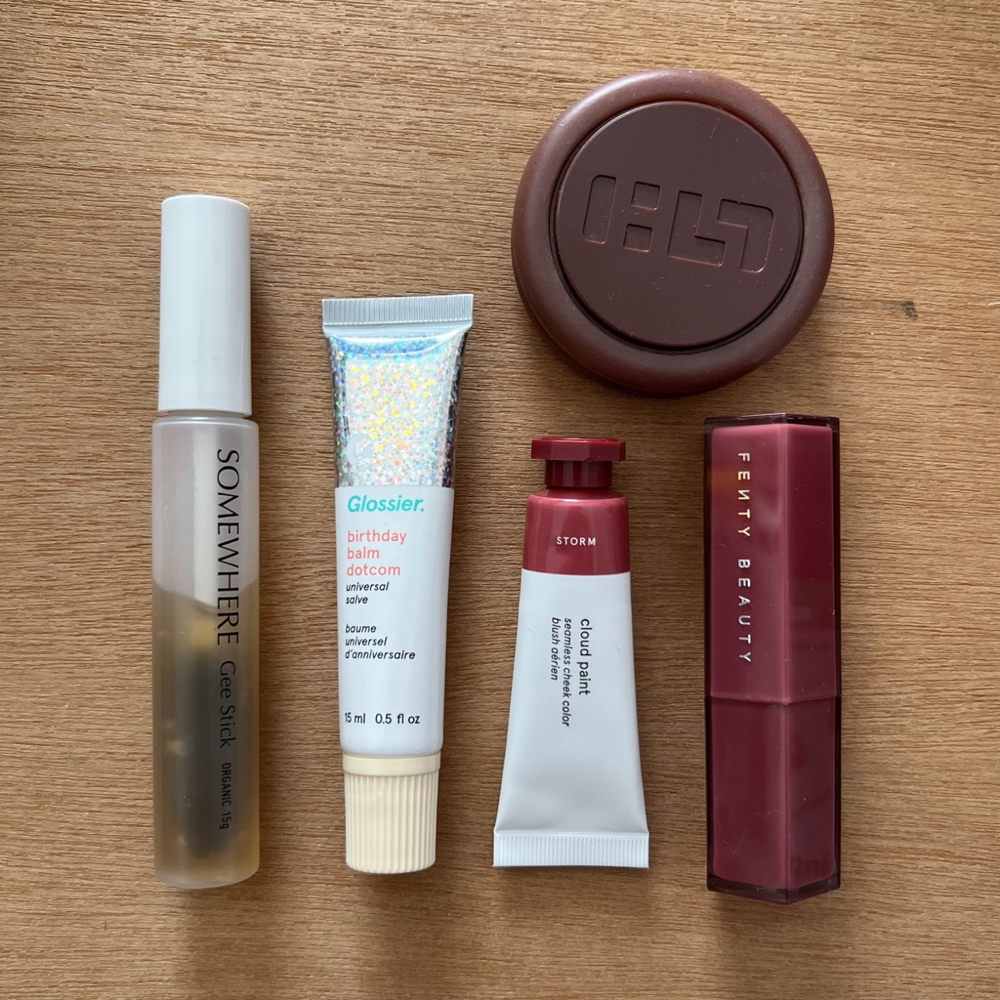 きれいな人のポーチの中身 vol.182