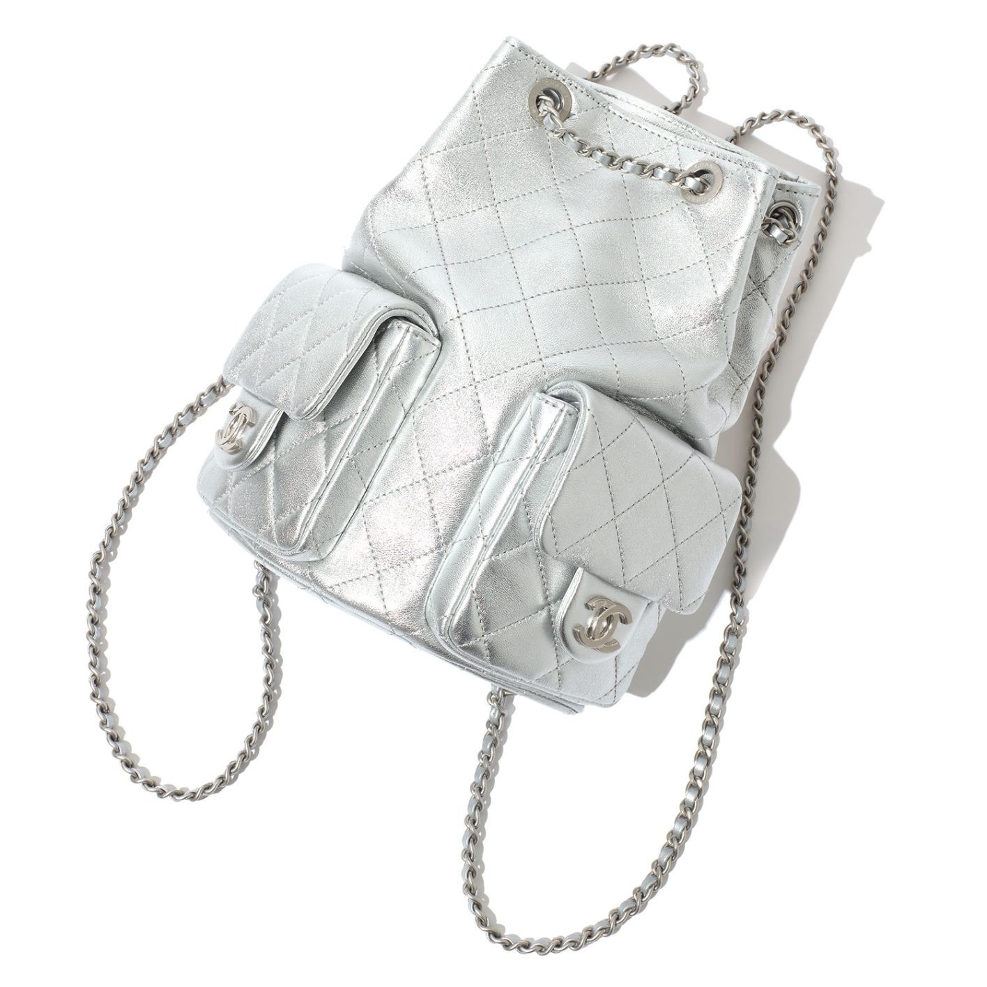 羽ばたけそうなシルエットのブラウスetc. - Slide:1