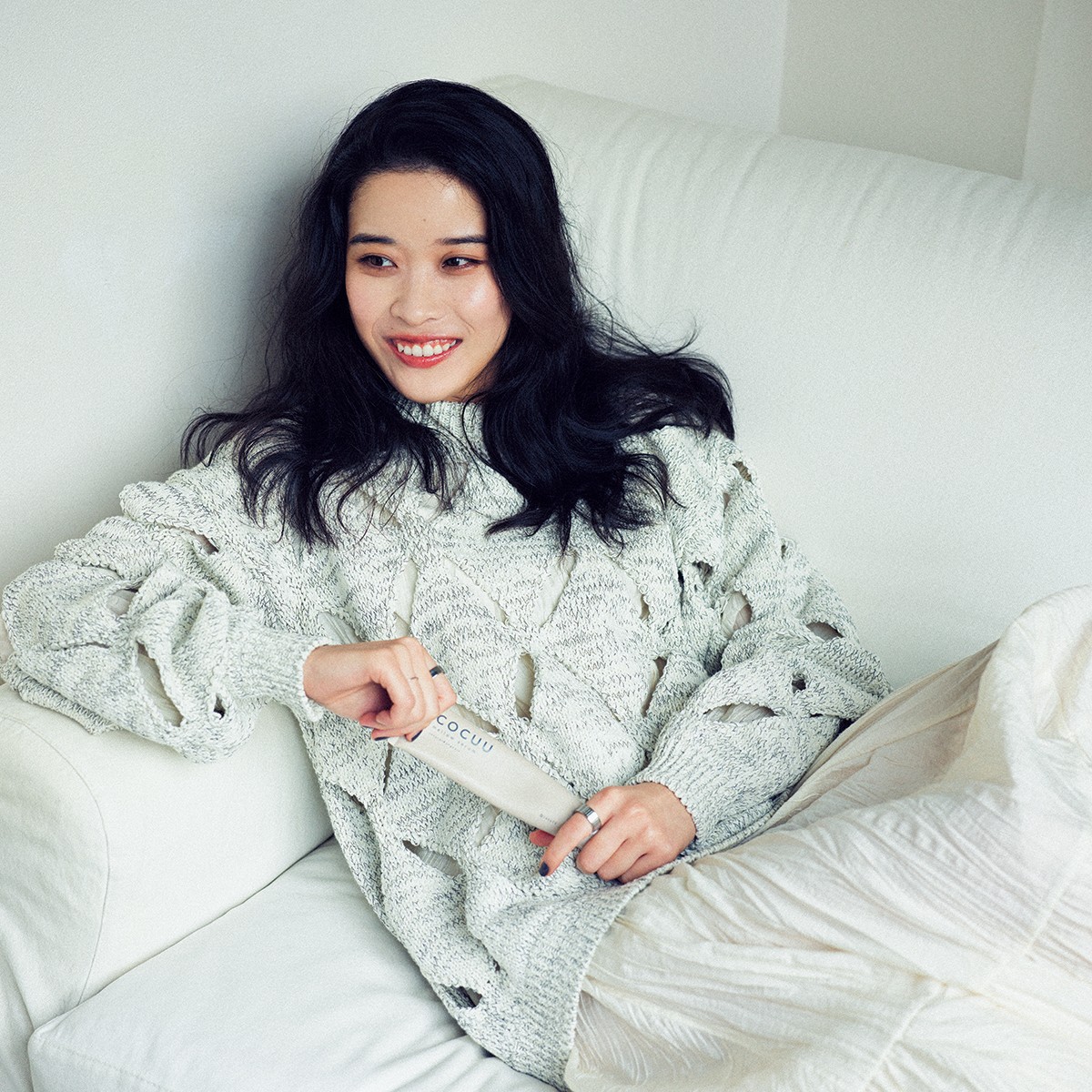 ニットトップ ¥28,600(Styling/)/その他*私物