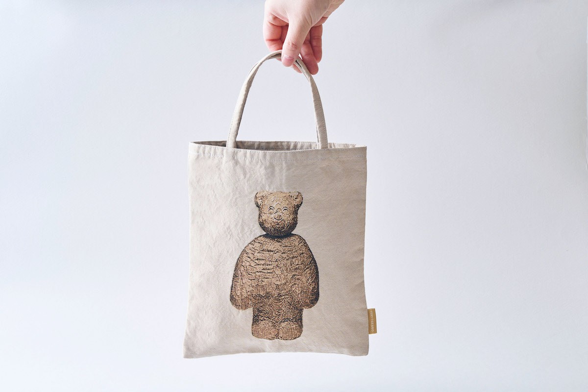 カフェ&ブックス ビブリオテーク バレンタイン トート前 - Slide:3