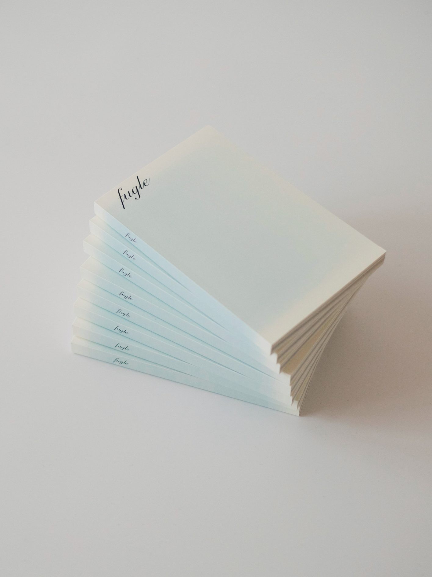 デンマークに引っ越して5年。日常をまとめた初の写真集『fugle』の話。