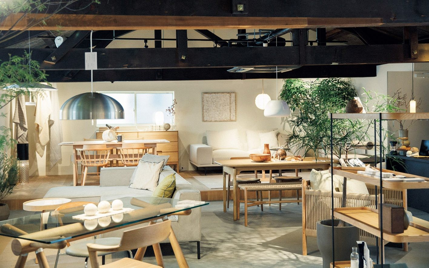 インテリアとアートギャラリーが融合したセレクトショップ - Slide:1