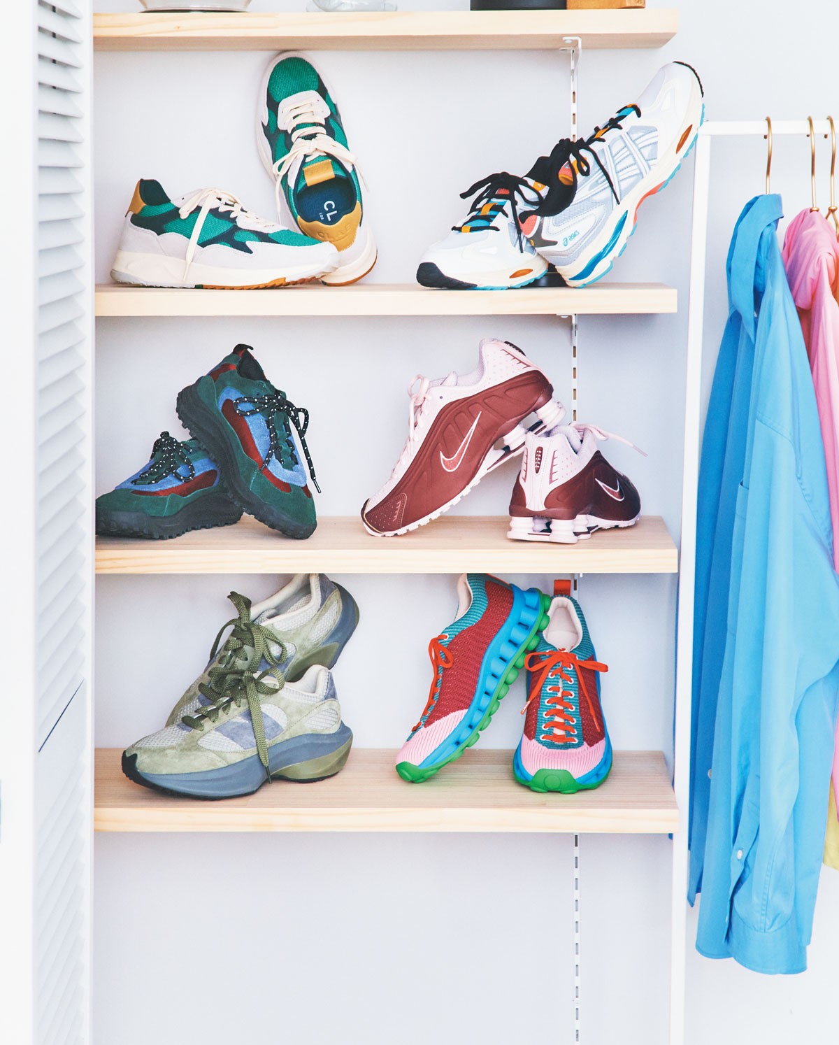 パンチの効いたソール＆無骨なアースカラーのスニーカー6選