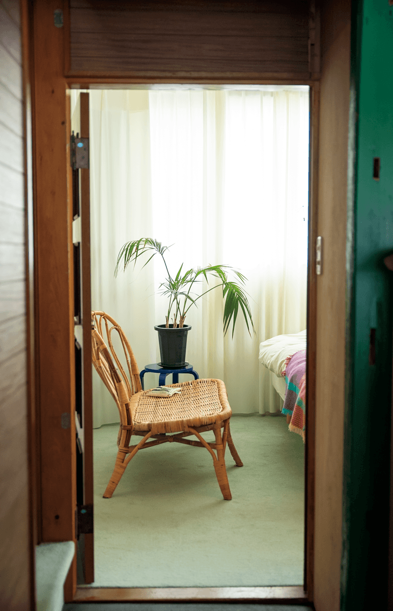 昭和期の一軒家をDIYでレトロモダンの空間に。イラストレーター・Eri Madogiwaのお部屋 - Slide:11