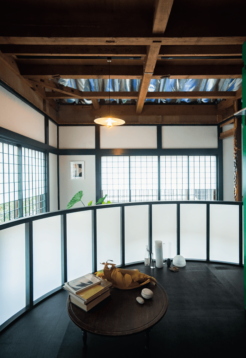 昭和期の一軒家をDIYでレトロモダンの空間に。イラストレーター・Eri Madogiwaのお部屋 - Slide:7