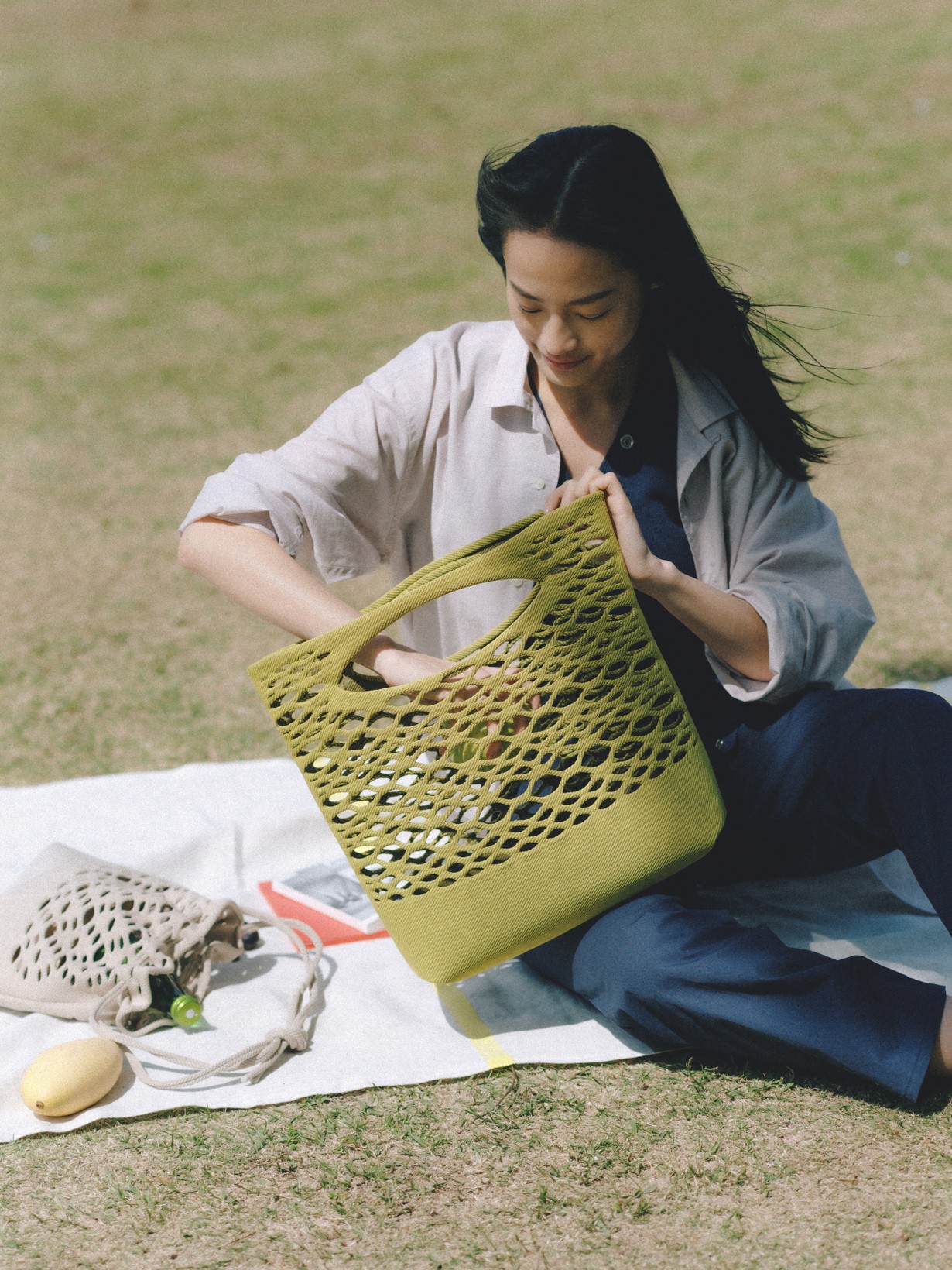 読書家の彼女の相棒〈MOKKO BASKET〉 | 【GINZA】東京発信の最新 