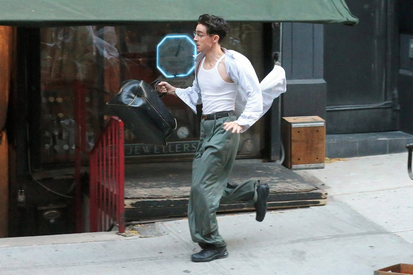 今、またピンポンが来てる!?