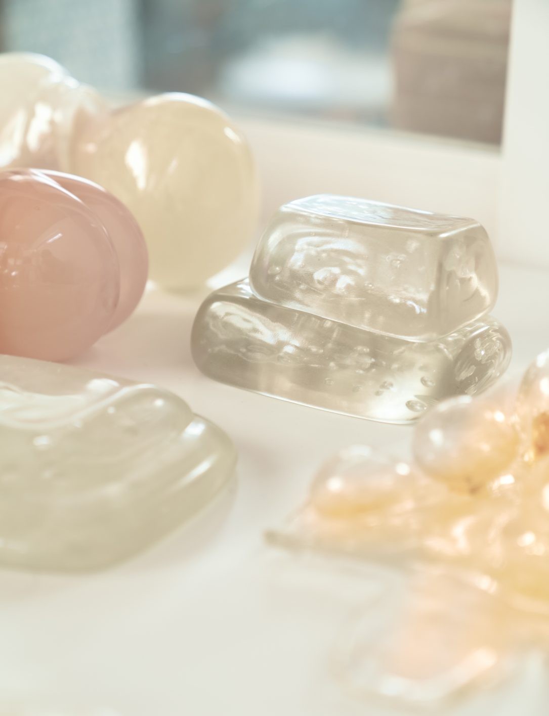 Yuri Iwamoto - Slide:2