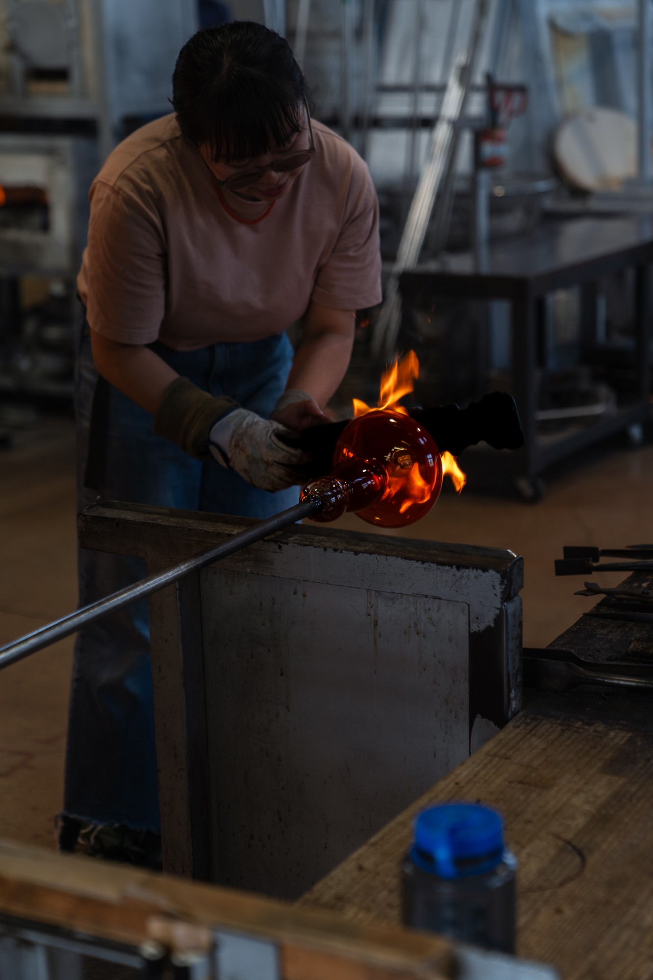 岩本　ガラス作家