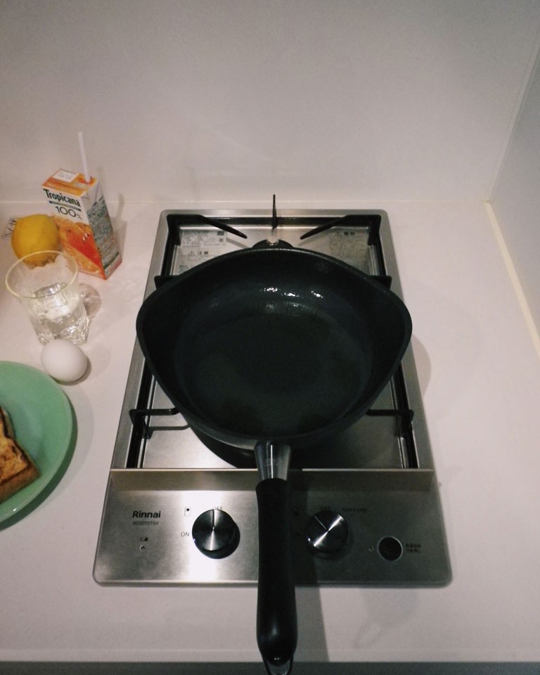 小原晩「生活態度」｜柳宗理のフライパン