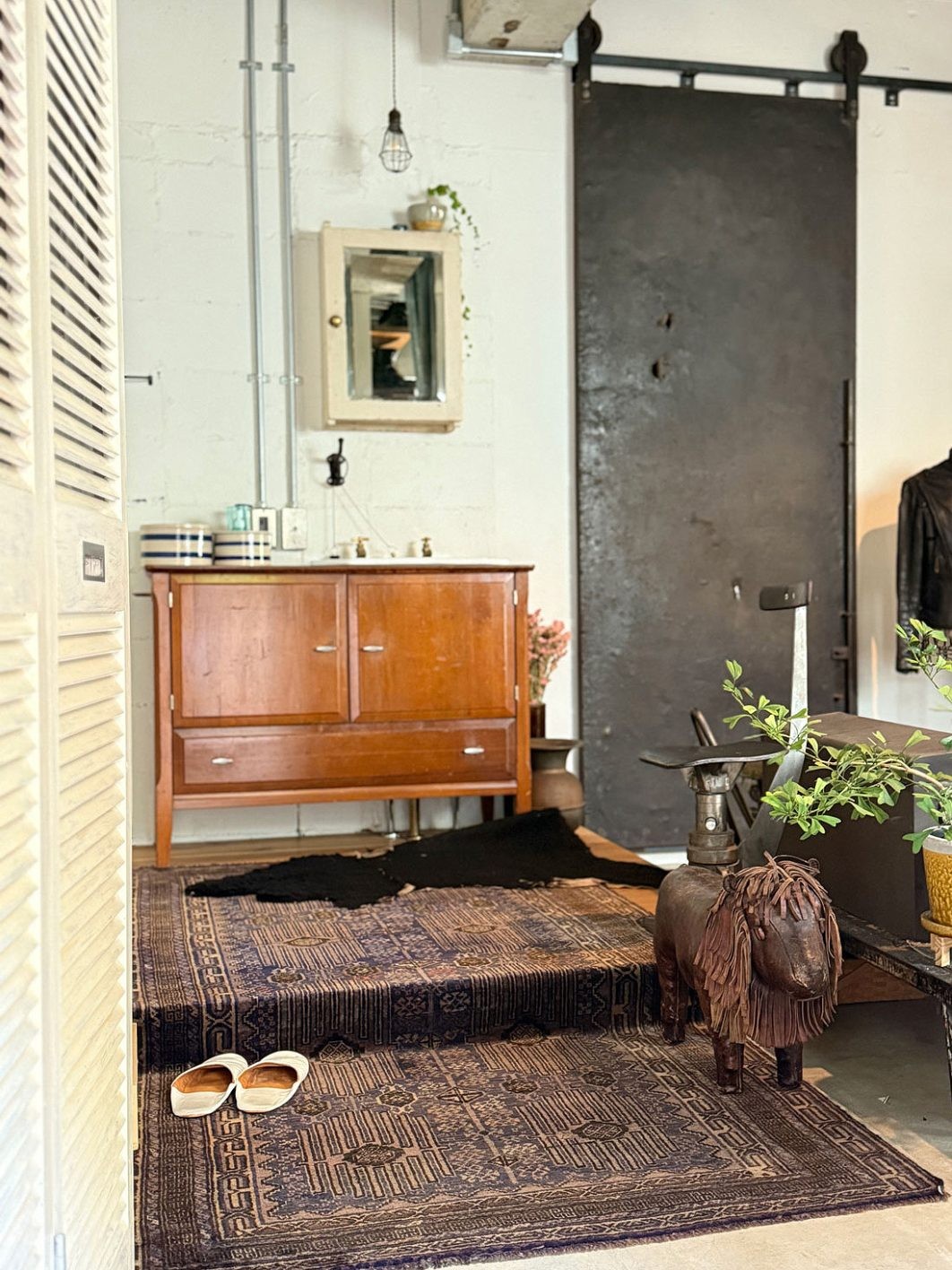 私と部屋 vol.132 心踊るマテリアル - Slide:1