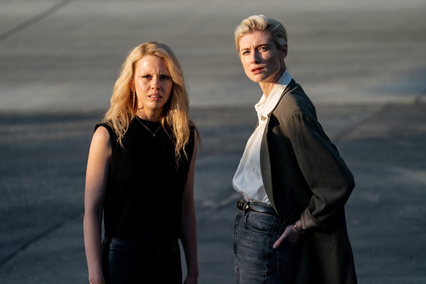 『MaXXXine マキシーン』 - Slide:1