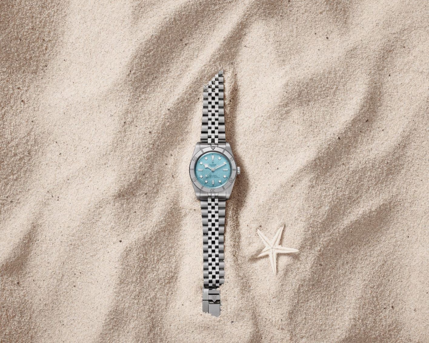 チューダー, ブラックベイ 54ラグーンブルー