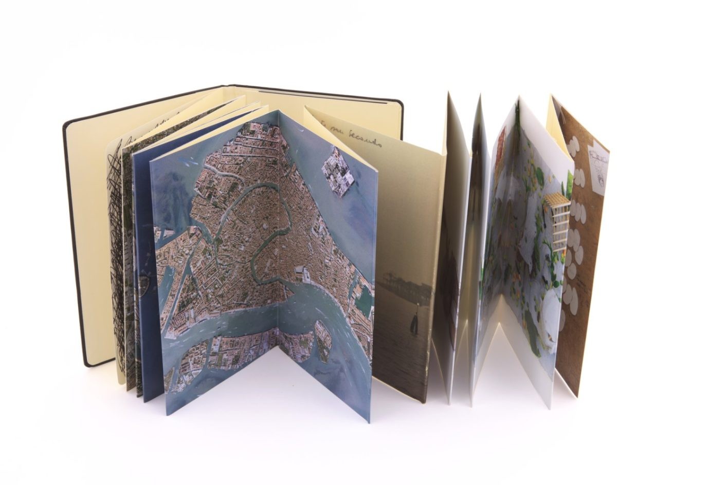 モレスキン - Slide:7