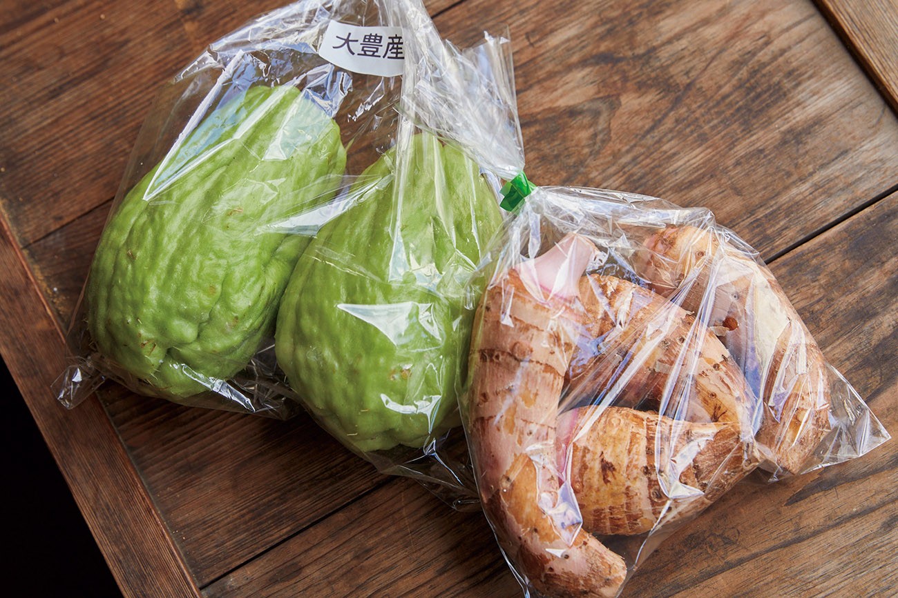 yatonoのはやとうりとえび芋 - Slide:2