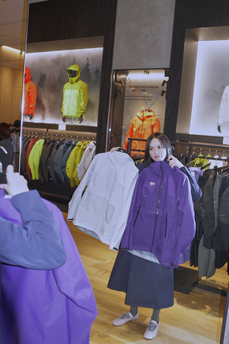 アークテリクス池袋店_臼田あさ美