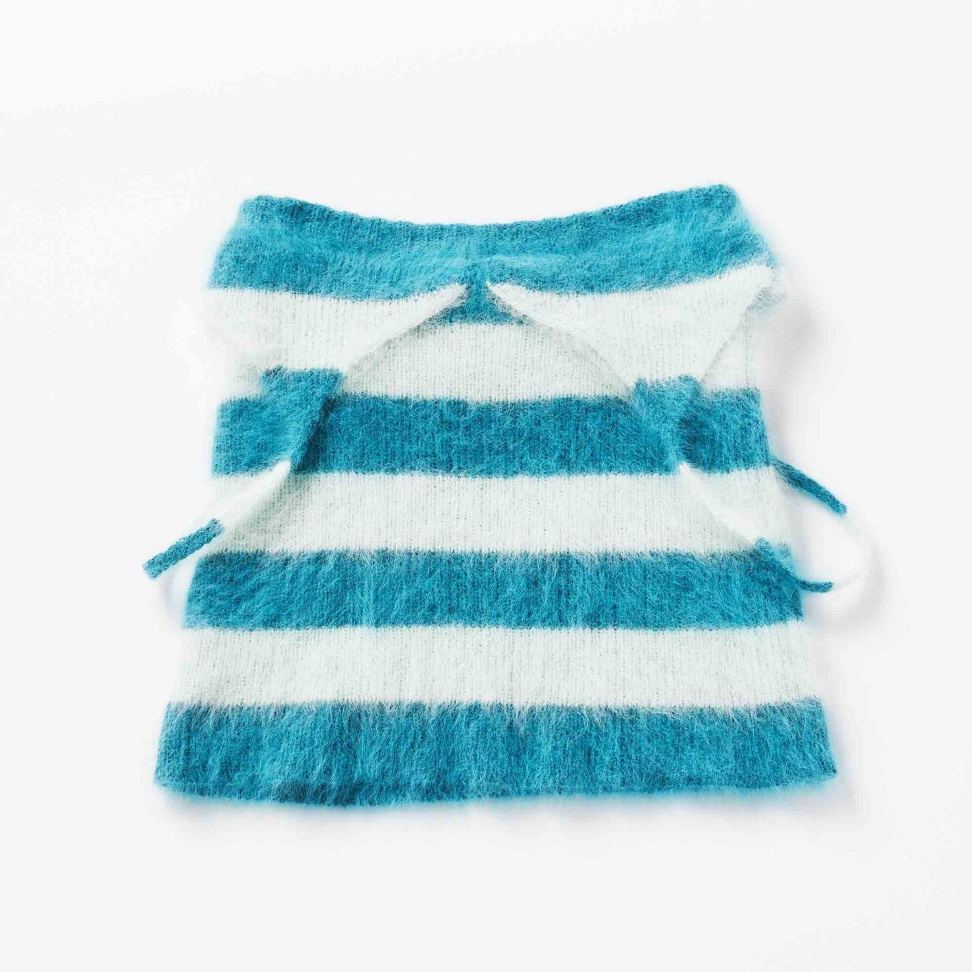 スカート ¥49,500（アカネ ウツノミヤ）www.akane-utsunomiya.com