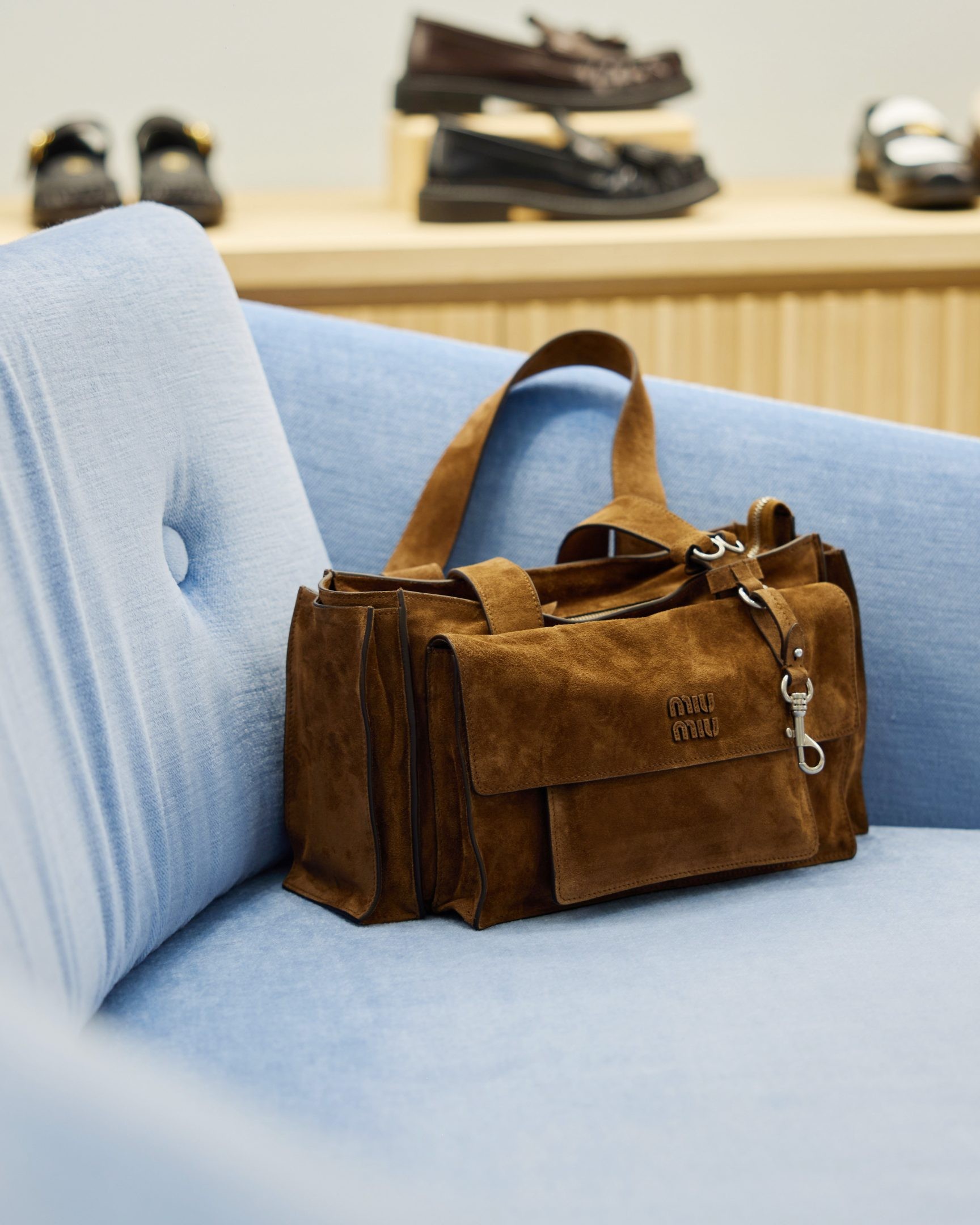 ミュウ ミュウ - Slide:2