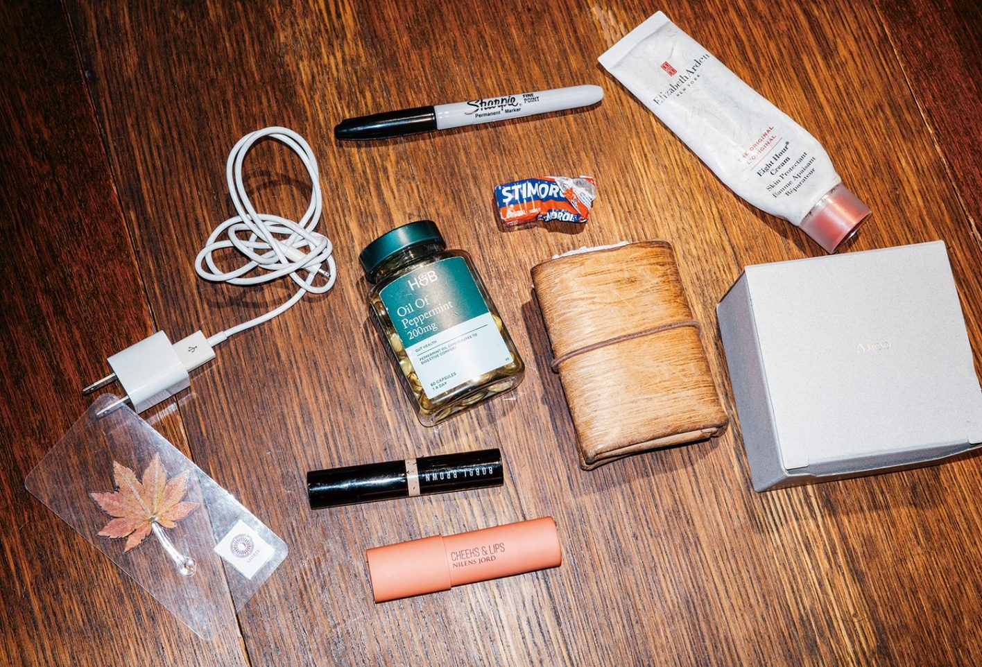 〈lea boberg〉デザイナー、リア・ボバーグのバッグの中身