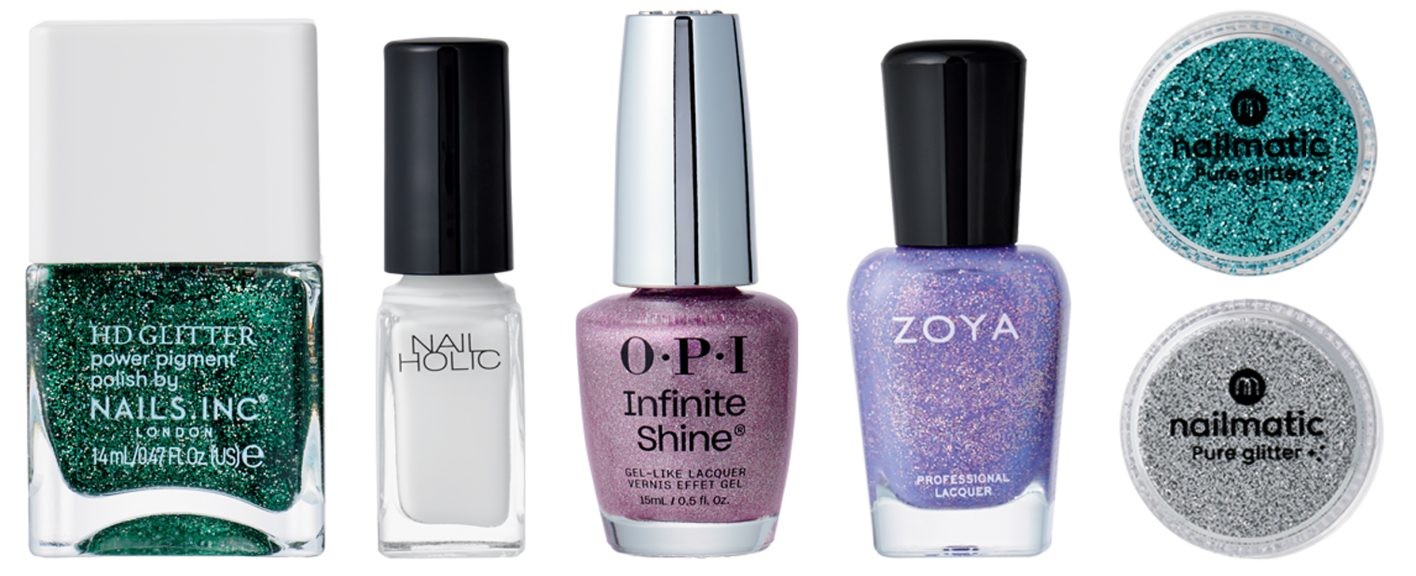＊ナンバーに○があるアイテムはモデル使用色です  左から① 光を集めるパワーピグメントを採用。ケールが保湿効果も発揮。ネイルズ インク エイチディー グリッターネイルポリッシュ フルフラッシュ ¥2,420＊限定発売（ティー エー ティー）　② 繊細なラインがするする描ける、極細筆タイプ。ネイルホリック アートネイル WT017A ¥440＊編集部調べ（コーセーコスメニエンス）　3 シルバーのグリッターがぎっしり。インフィニット シャイン ネイルラッカー HRS16 ¥2,420＊限定発売（オーピーアイ）　4 ピンクの偏光ラメが瞬いて、コズミックな印象に。ZOYA ネイルカラー ZP1283 ¥1,980（ライフビューティープロダクツ）　5 28日で生分解される、木材パルプ由来成分が90%以上のエコグリッター。ネイルマティック NM グリッターセット〈ターコイズM/シルバーS〉＊ベースコート・ブラシ付き ¥7,370（ナショナル・ベンディング）