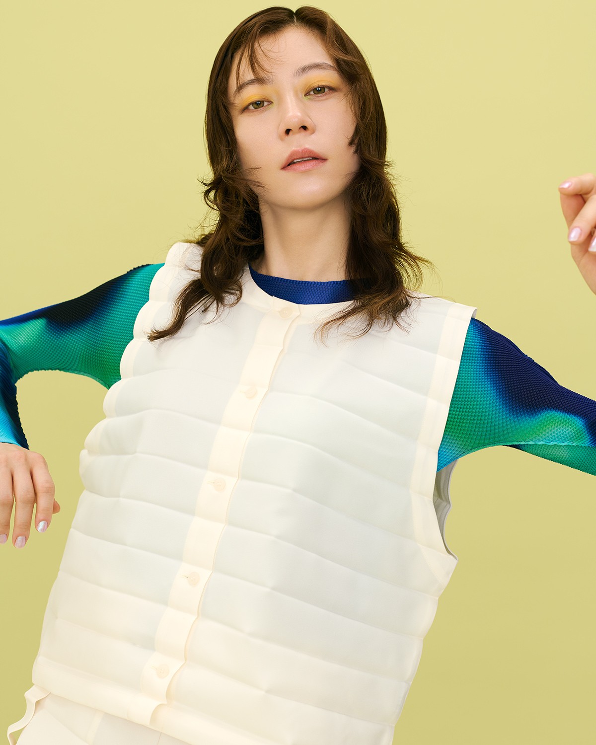 毎日にときめきを。〈me ISSEY MIYAKE〉装いのマジック vol.02