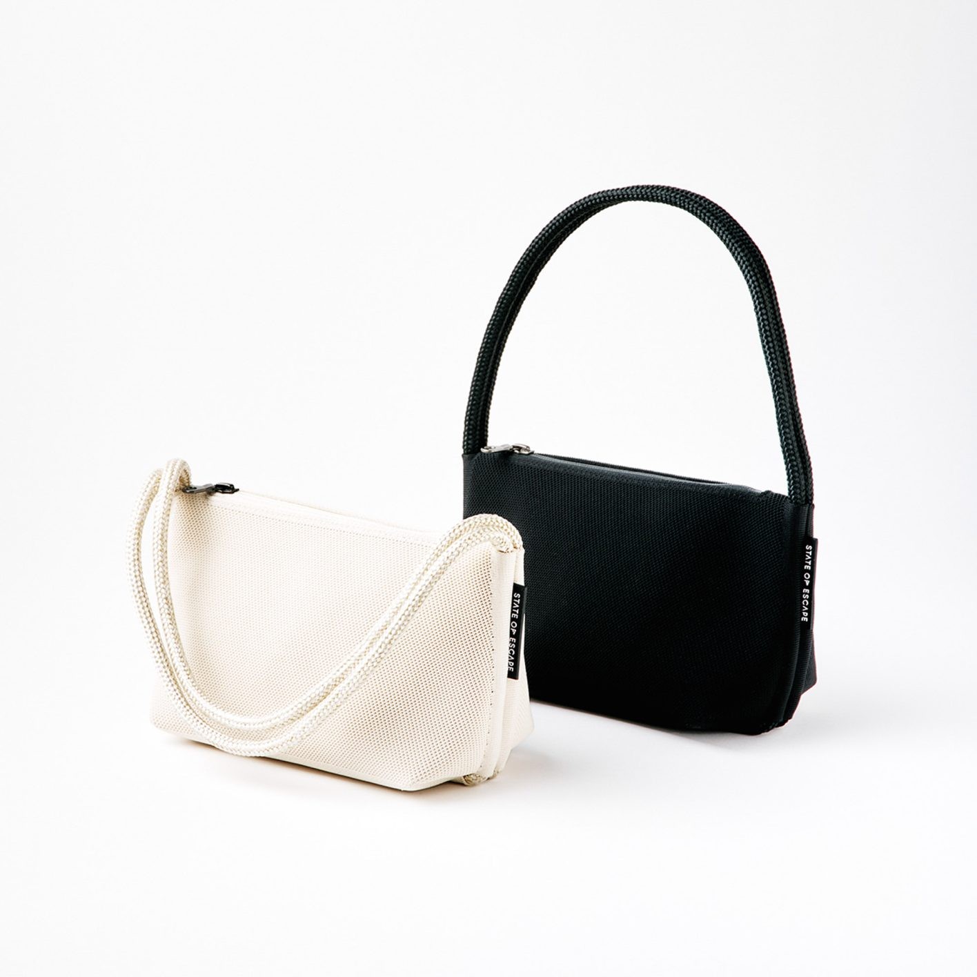 バッグ 各¥42,900（ステート オブ エスケープ | リトルリーグ インク）0800-300-1291