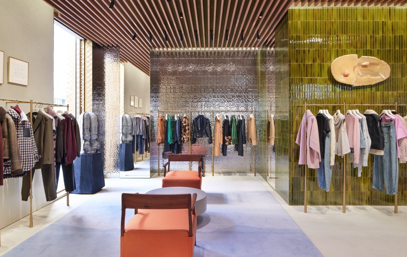 銀座ロエベの旗艦店